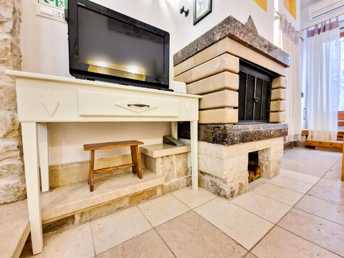 Apartamento Jackie'S Little Stone House Split Exterior foto